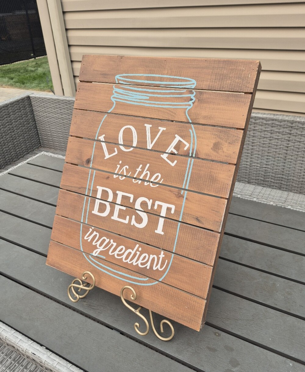 Rustic Wood Sign "Love is the Best Ingredient" - White & Light Blue With Gold St